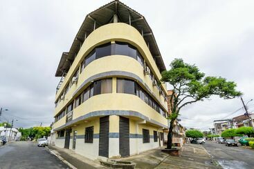 Hôtel Ayenda Bugatier