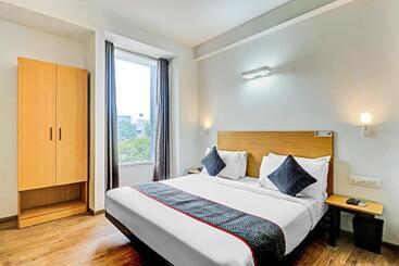 호텔 Super Townhouse Sector 30 Near Botanic Garden Of Indian Republic