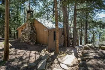 ツーリストアパートメント Tree House Cabin On Vallecito Lake