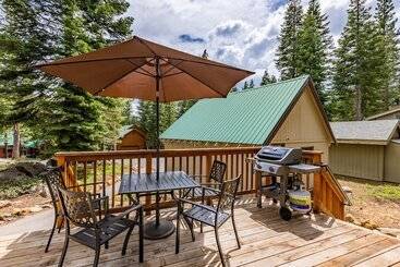 דירות לתיירים Emerald By Avantstay Tahoe Donner Mountain Retreat W/ Large Patio