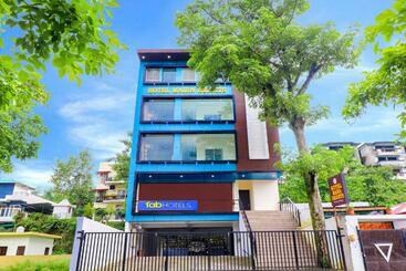 Hotel Capital O 91022 Maira Heights