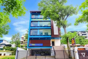 Hotel Capital O 91022 Maira Heights