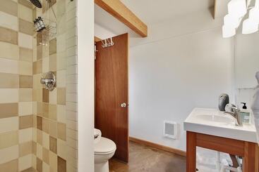 Turistlägenheter Modern Love By Avantstay Serene Home In Arch Cape W Large Yard In Great Location