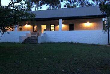 דירות לתיירים The Little Farmhouse