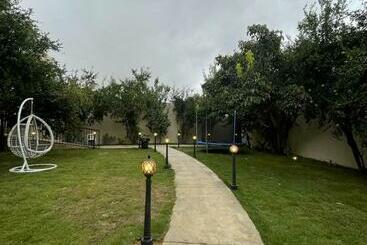 Apartaments turístics فيلا اورنيلا