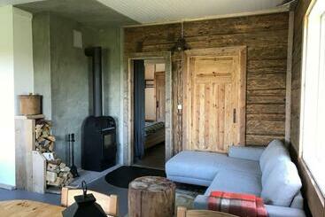 شقق خاصة سياحية Cozy Stuga Mountain View