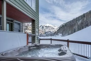 Pisos turísticos Etta Place 1 By Avantstay Ski In/ Ski Out Unit W/ Views Of The Slopes!