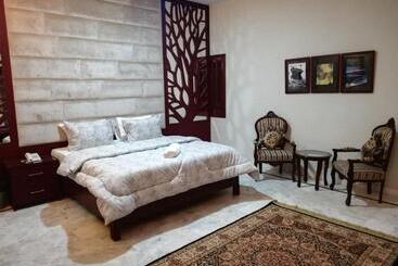 هتل Island Clifton