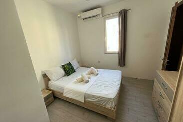 Pensão City Center Properties   Modern Room With Ac & Ensuit Bathroom   Room 1