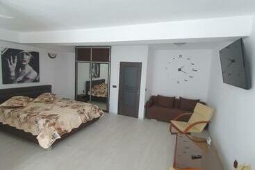 דירות לתיירים Studio De Lux Montana