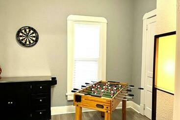 Turist apartmanları Entire House In Downtown Indy!