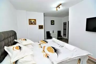 Pensión La Păușa