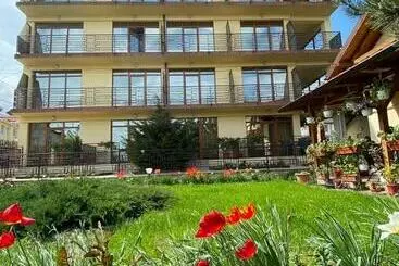 Majatalo Villa Pescarus