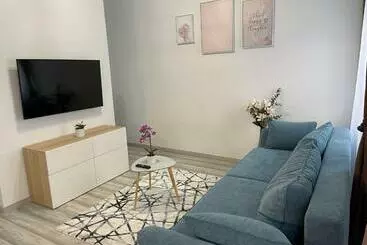 Huoneistohotelli Eden City Home