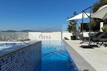 هتل La Vista Luxury Villa