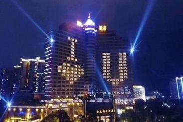 Otel Qingyuan International