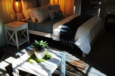 膳宿费 Calla—cottage