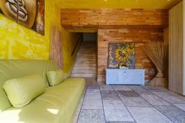 ツーリストアパートメント Casa La Carruba
