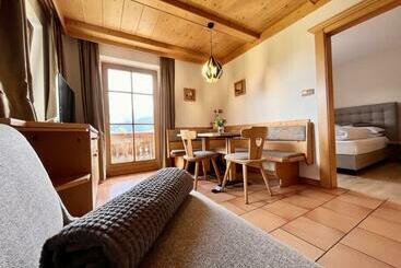 דירות לתיירים Häuslerhof App Pinus