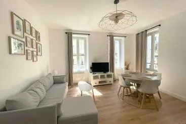 Apartaments turístics Morlaix Hyper Centre The Tree Of Life