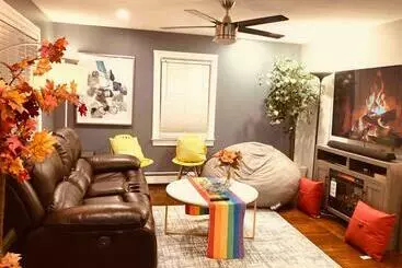 Turistihuoneistot Ri Full House   Gym, Entertain & More