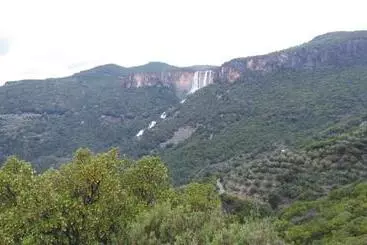 Aamiaismajoitus (B&B) La Corte Dei Baroni