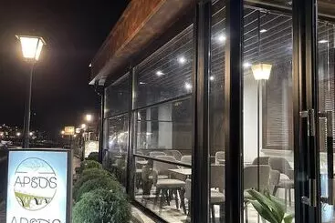 هتل Bujtina Apsus