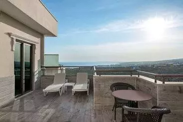 Hotel Ramada Resort By Wyndham Kizkalesi