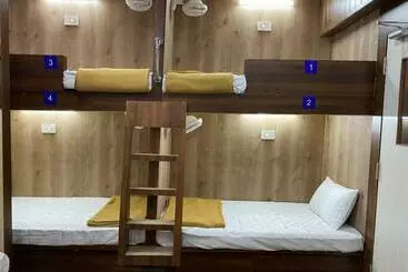 City Stay Ac Deluxe Hostel