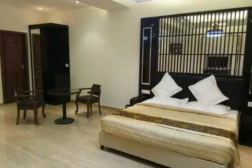 Hotel New Anand Palace