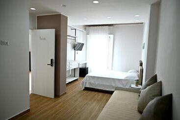 بنسيون Kore Suites&apartments