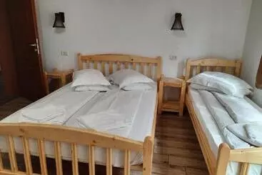 Majatalo Izvorul Maleii