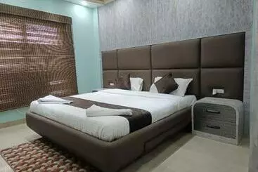 Hotel Green Heaven Shree