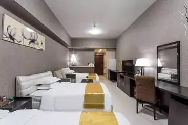 Жильё для туристов Central International Apartment