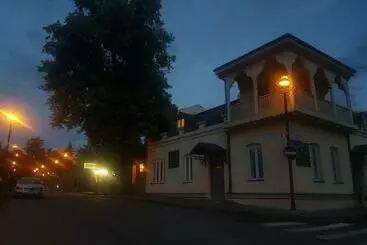 پانسیون Guest House Lotus