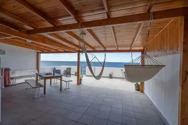 ツーリストアパートメント Front Line, Unbeatable Terrace 10m From The Sea