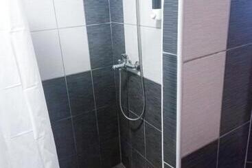 پانسیون Boutique Villa 84