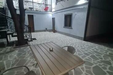 מלון דירות Khorgo