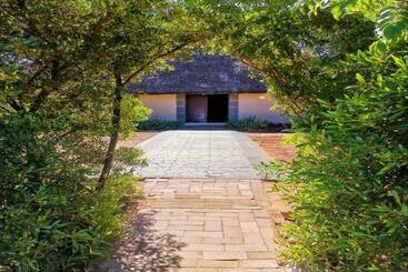 Bed and Breakfast Monakaladi Gardens Function Venue And Homestead