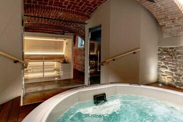 ベッドアンドブレックファースト Parco Reala // Rural   Luxury   Rooms