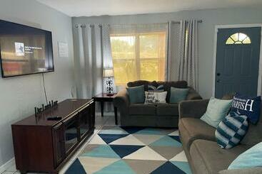 شقق خاصة سياحية Comfy Cozy Home Near Downtown St Pete & Beaches