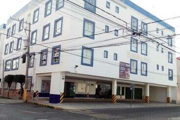 Aparthotel Urban Cholula