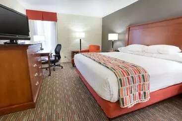 בית מלון כפרי Drury Inn & Suites Joplin