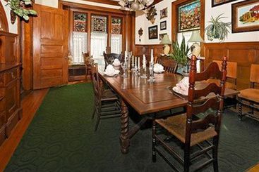 Отель Galen C Moses House B And