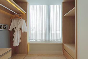 Otel Haikou Meilan International Airport