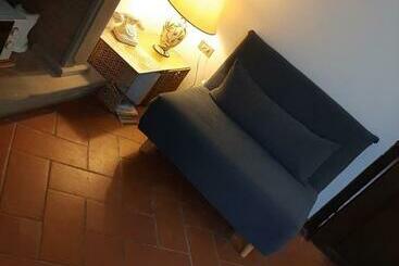 דירות לתיירים La Casina Della Volpe