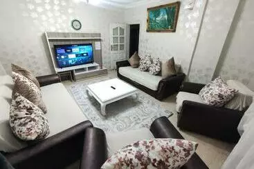 ツーリストアパートメント Central Location, 10 Minutes From Istanbul Airport