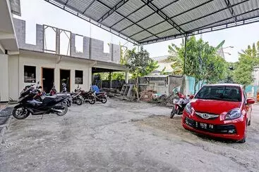 Hotel Grand Hagawa Syariah Near Alun Alun Lamongan Redpartner