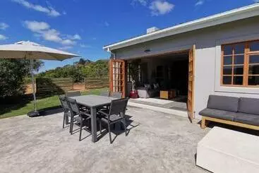 Turistihuoneistot Living The Breede   Weaver Cottage