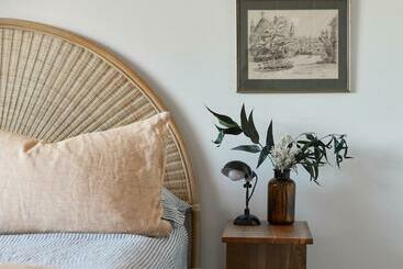 דירות לתיירים Chart House Large Spacious ,sleeps 6,walk To Freo